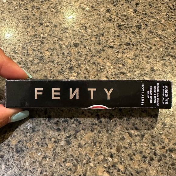 Fenty Beauty icon velvet liquid lipstick fashion fiend - Picture 4 of 4